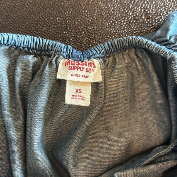 Mossimo Supply Co. Off shoulder Chambray Dress size XS - Picture 2 of 5